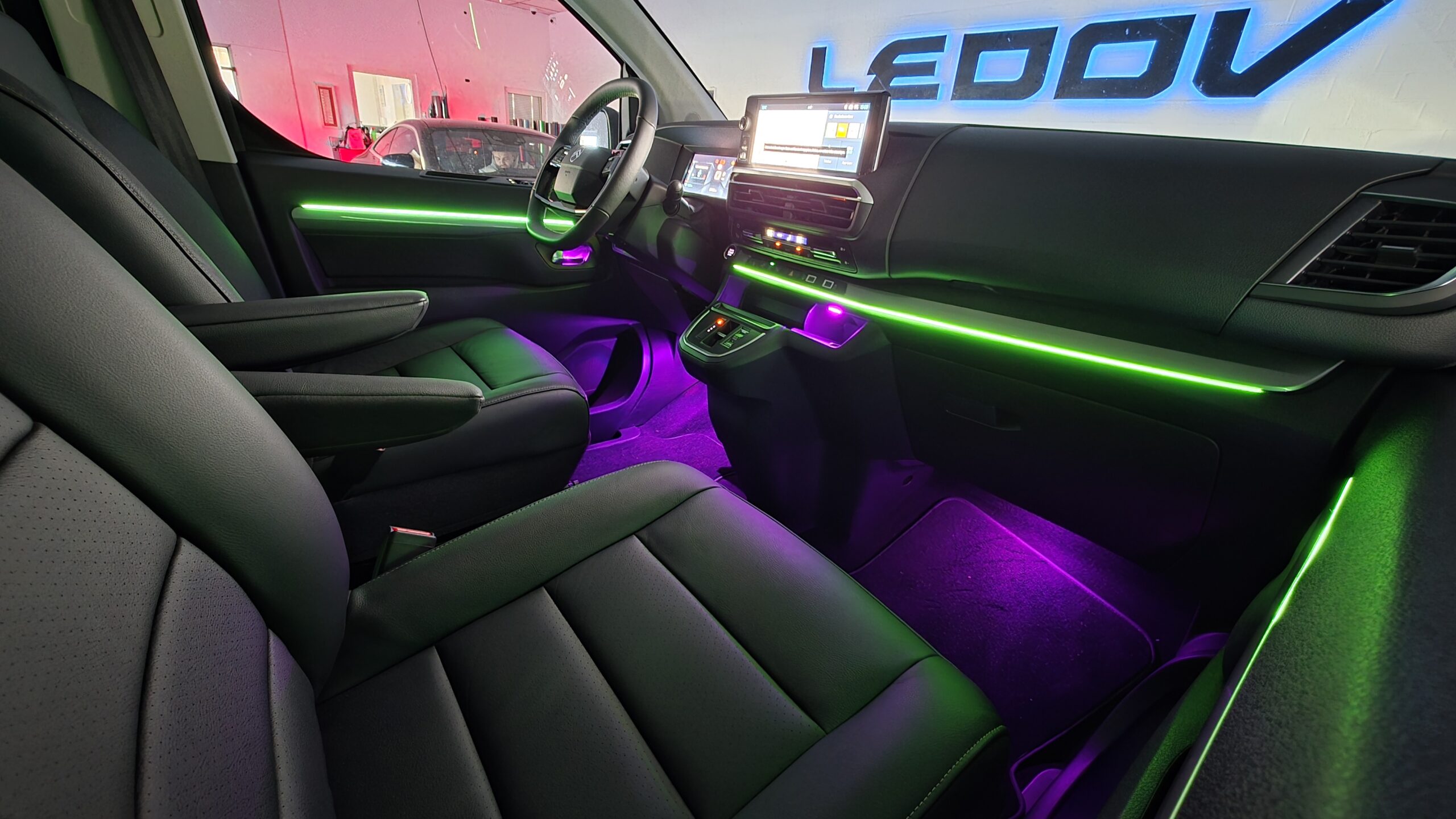 Citroën SpaceTourer Ambientebeleuchtung LEDOV – RGB LED Ambientelicht mit 64 Farben